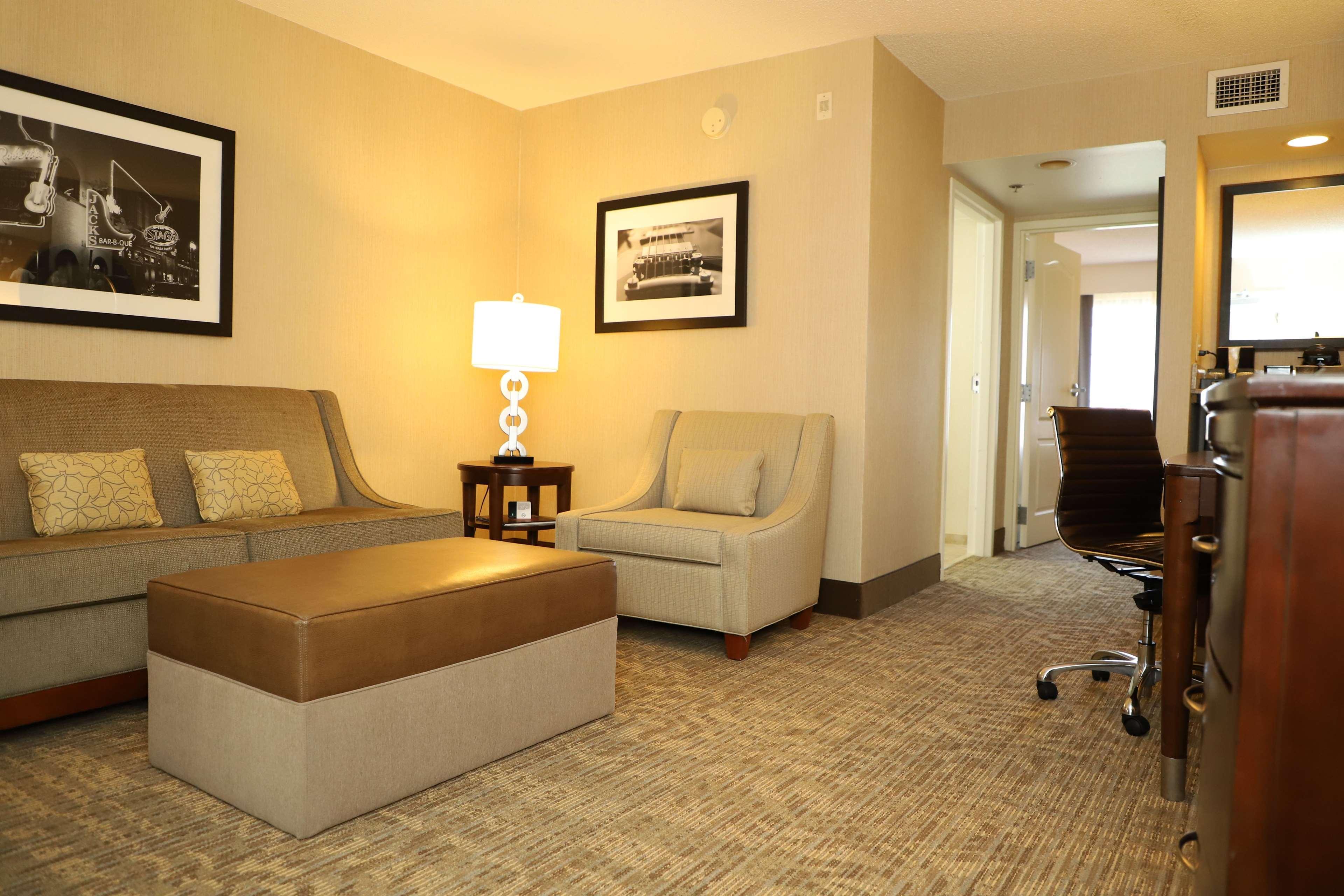 Embassy Suites Nashville - At Vanderbilt Εξωτερικό φωτογραφία