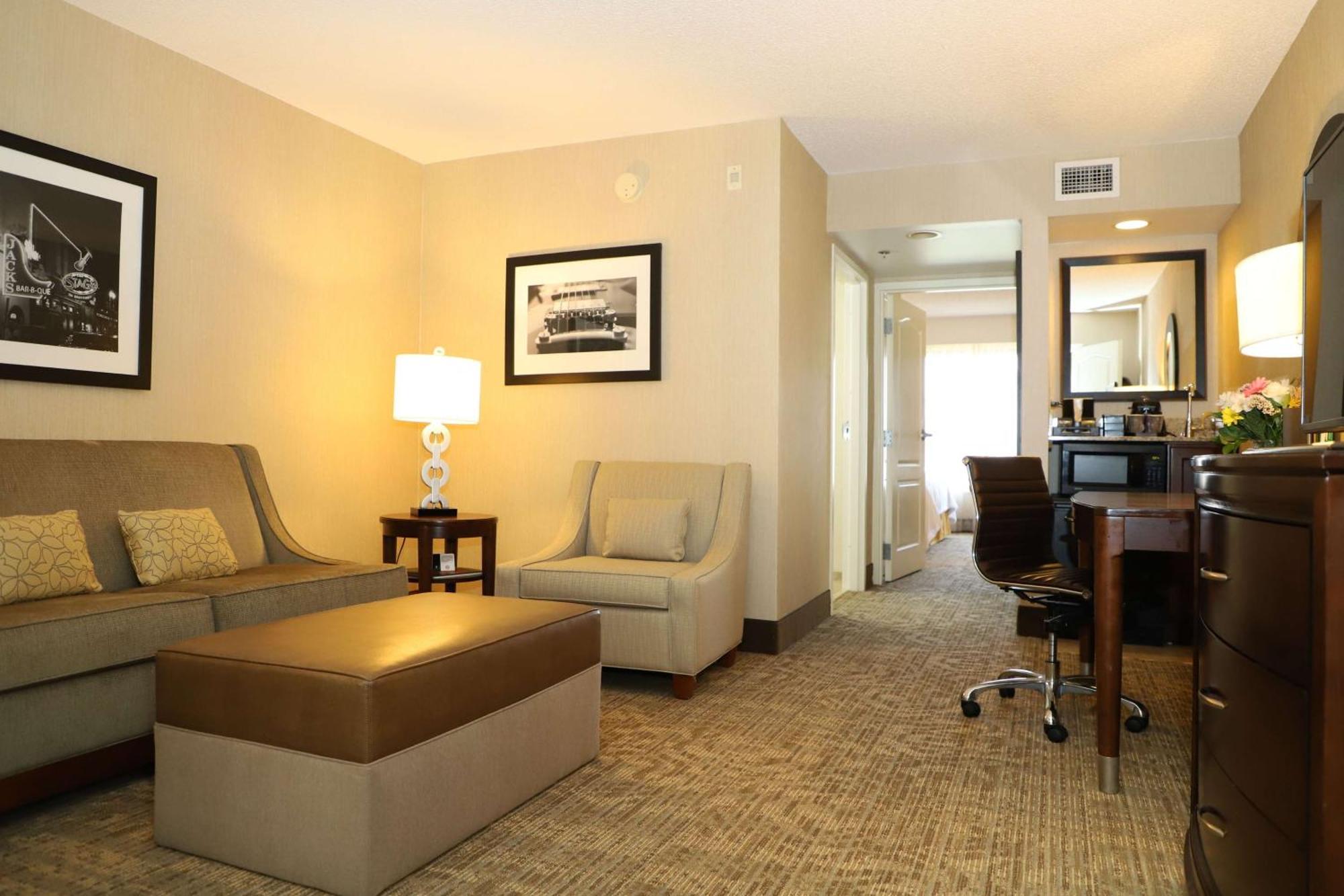 Embassy Suites Nashville - At Vanderbilt Εξωτερικό φωτογραφία
