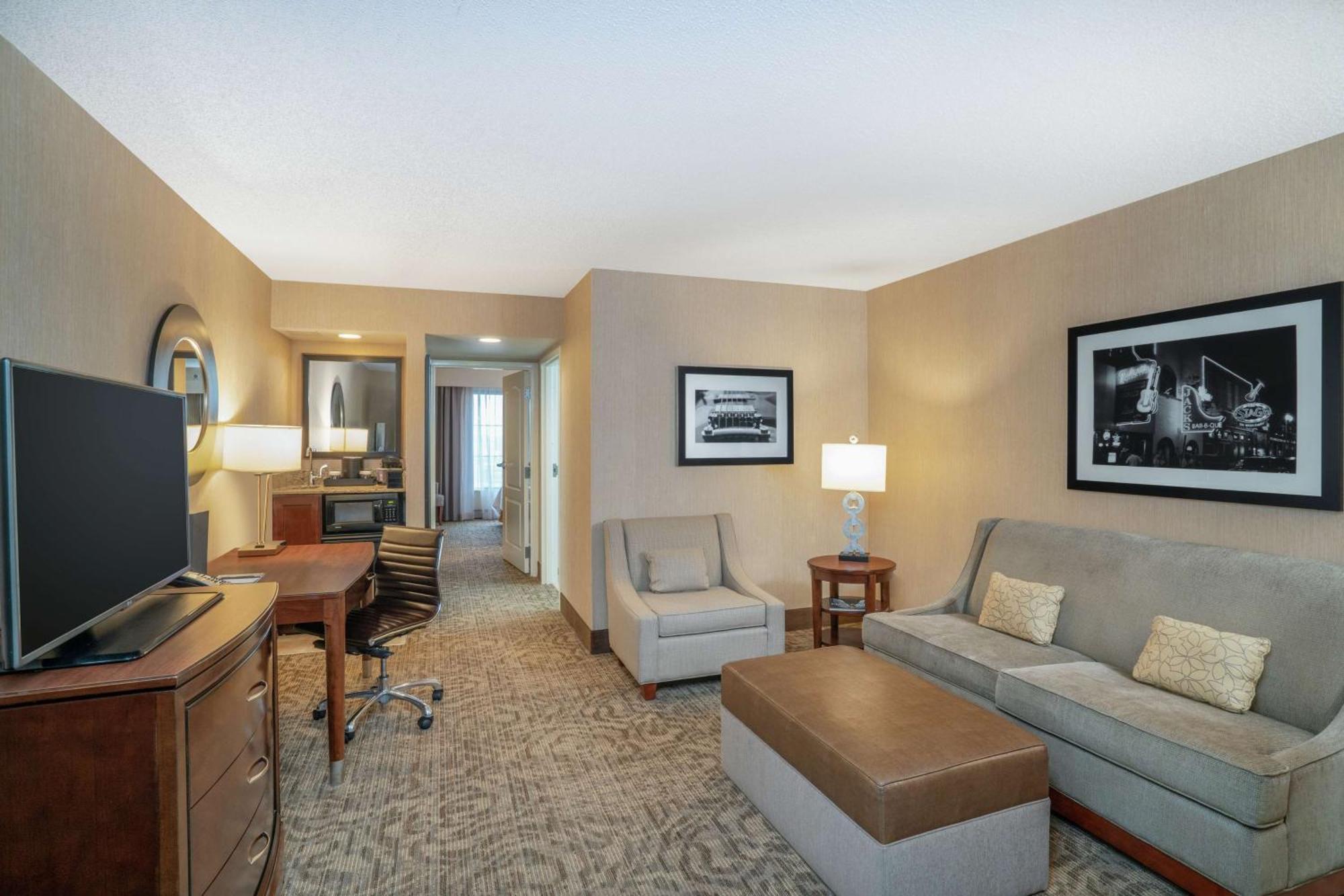 Embassy Suites Nashville - At Vanderbilt Εξωτερικό φωτογραφία